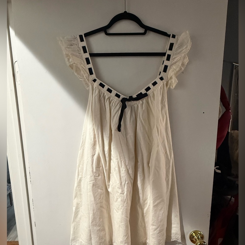 Aerie Cream Top with Black Ribbon Accents NWT
